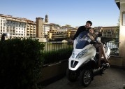 Piaggio MP3 Hybrid